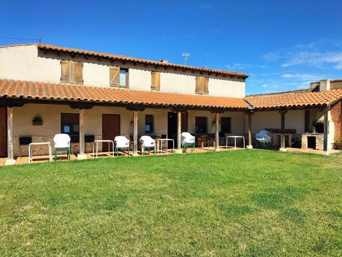 Albergue Don Camino Villalcázar de Sirga Екстериор снимка
