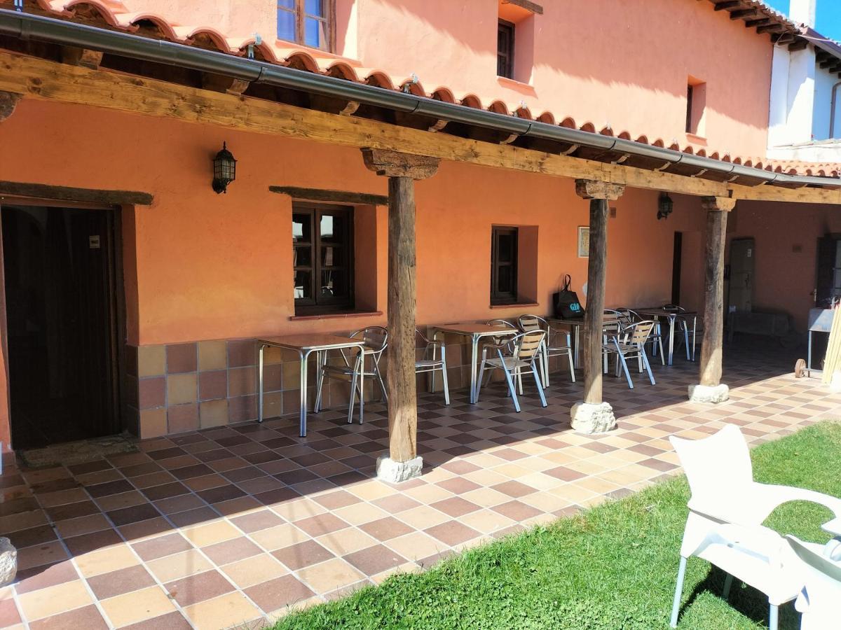 Albergue Don Camino Villalcázar de Sirga Екстериор снимка
