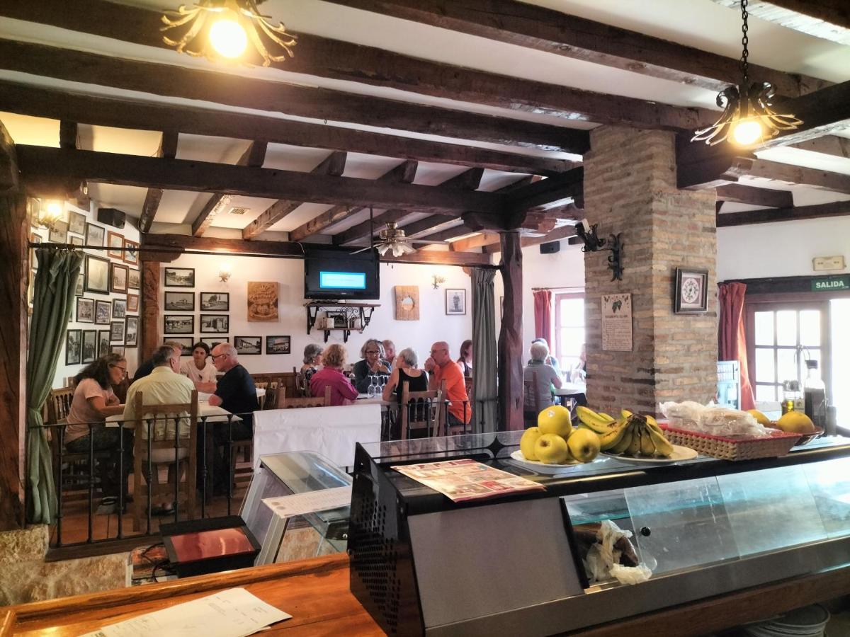 Albergue Don Camino Villalcázar de Sirga Екстериор снимка