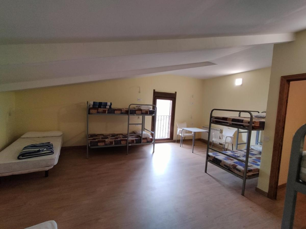 Albergue Don Camino Villalcázar de Sirga Екстериор снимка