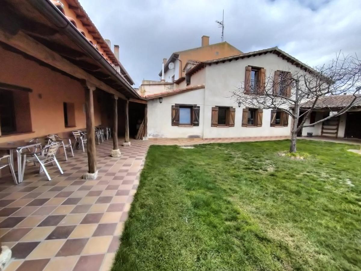 Albergue Don Camino Villalcázar de Sirga Екстериор снимка